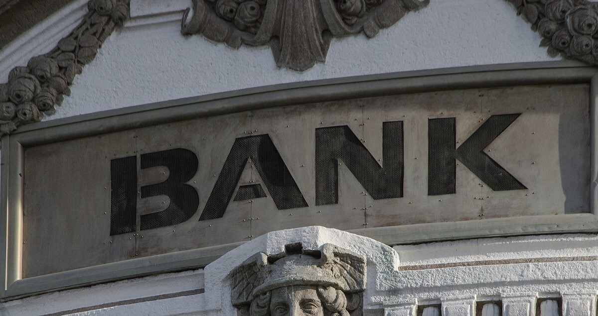 New Legal Challenge Emerges to FDIC’s Supervisory Guidance on Re-presentment and Non-Sufficient Funds Fees